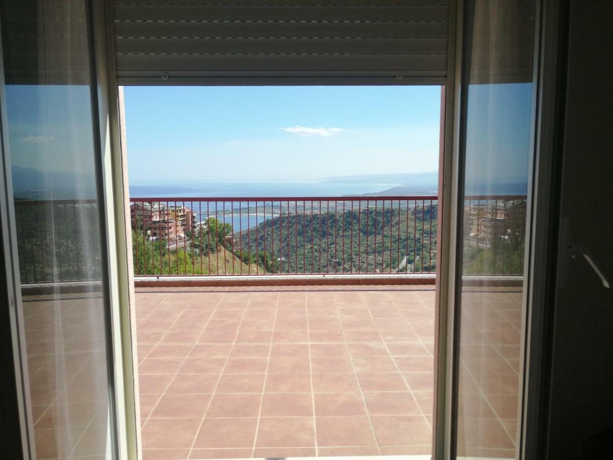 Casa Romeo Apartment Taormina Luaran gambar